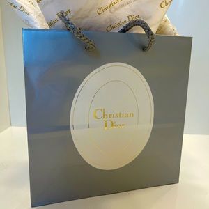 🔥Bundle Me🔥Christian Dior Vintage Shopping Bag & CD Tissue